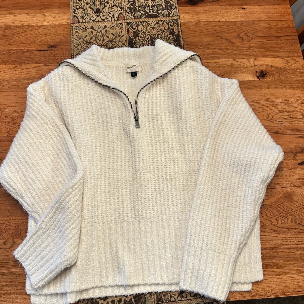 Universal Thread Cream Textured Cozy Sweater
